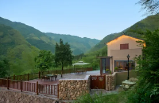 Quzhou Rixi Mountain Middle Homestay - สระว่ายน้ำส่วนตัว