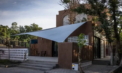 Bafeng Retreat