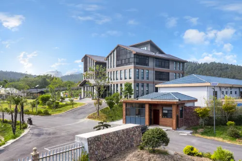 โรงแรมเฟโรเนีย หนานจิง - สระว่ายน้ำส่วนตัว