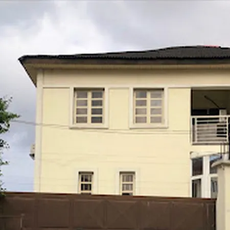 Rm Suites