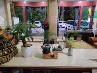 Tongbai Oriental Pearl Business Hotel Hotels in Tongbai