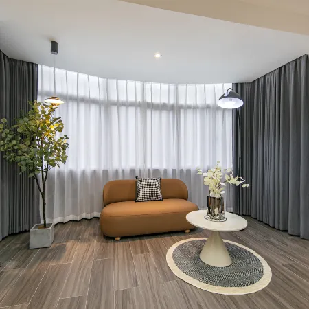 Xinghuaji Hotel Fuzhou (Sanfang Qixiang Wuyi Square Branch) Отели рядом с достопримечательностью «Фухуацзянский педагогический институт вторая начальная школа»
