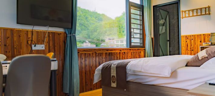 Zilin Qipan Homestay Các khách sạn ở Quý Định