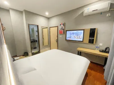 Junyi Chain Hotel (Nanjing South Station North Square) Hotel a Nanchino