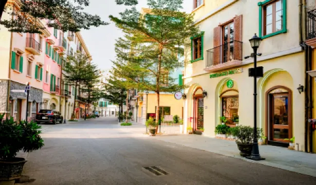 Rova Hotel - Positano Horse Phu Quoc