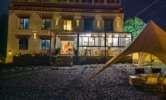 Xinduqiao Yunyi Mountain Home Zen B & B