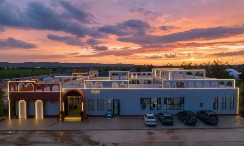 Yunshang Mountain Construction Homestay