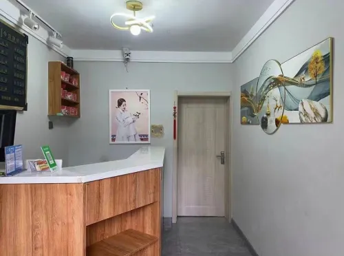 杏花旅店