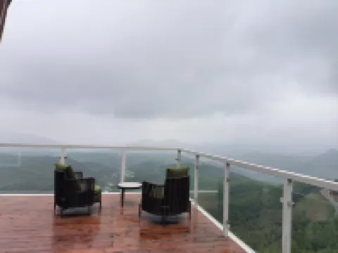 Juanniaoguichao · Luyunnami Time Camp (Zhaijishan)