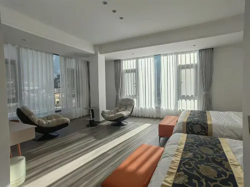 Ancient Road Riverbank Homestay