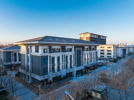 Atour Hotel Pizhou East Railway Station Municipal Government Отели в г. Пичжоу