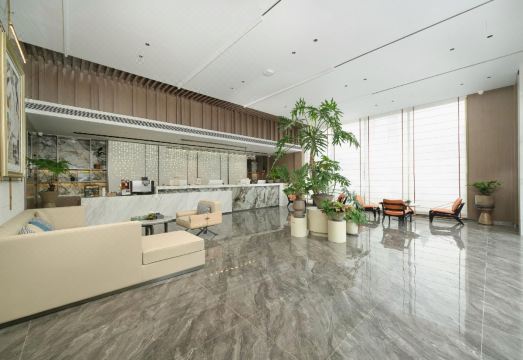 위룽 호텔 객실 내부 전경