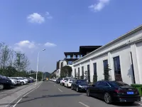 Yayue Hotel (Pujiang Station) - Pysäköinti