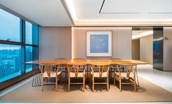 JI Kunming LongHu Times Financial Center Hotel