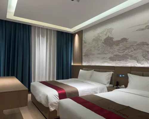 โรงแรมโฮลีแลนด์ โรงแรมในอาปาเซียน