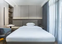 Hexingju Light Luxury Apartment (Guangdong Ketang Jewelry Trading Market) - balcony