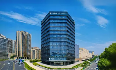 桃園季酒店（南京竹山路地鐵站龍灣天街店） 鄰近T108文化創意園的酒店