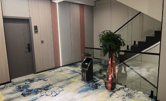 Maple Leaf Boutique Hotel