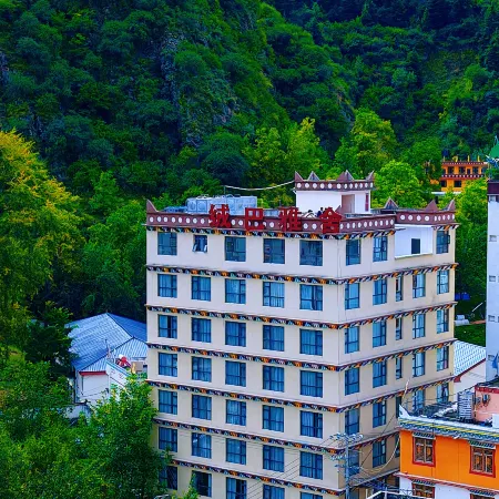 Rongba Yashe Hotel