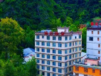Rongba Yashe Hotel Hotels near Tujiqinbo Guanyin Temple