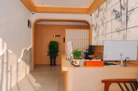 Jun Yue Hotel (Linzhou Shibanyan Town Taihang Grand Canyon Scenic Area) - 2 stelle