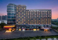 Paramount International Hotel(Longgang Ailian Metro Station Branch - parking