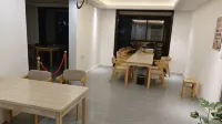 Xingyun Fanzhou Hotel - Mountain view