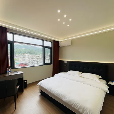 Zhouning Cheng Stadium Shurui Homestay