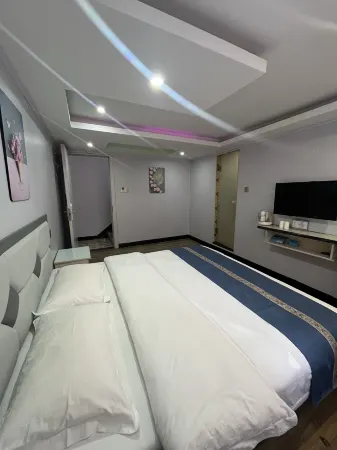 Gongdeng Hotel Отели рядом с достопримечательностью «Shanghai Technical Institute of Electronics & Information»