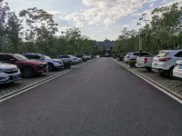 Linwu Jiahua Hotel - parking