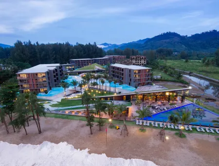 La Vela Khao Lak