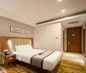 Yitel(Tai'an Taishan Hongmendai Temple) Hotels near Qiuxian Cave