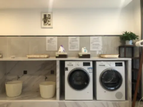 Anyee JinZhu Hotel (Shuangliu International Airport Chengdu University of  Information Technology)