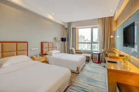Manhattan Hotel