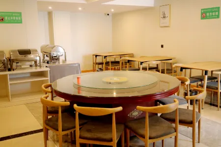 GreenTree Inn (Dangshan High Speed Railway New Area store) Отели в г. Даншань