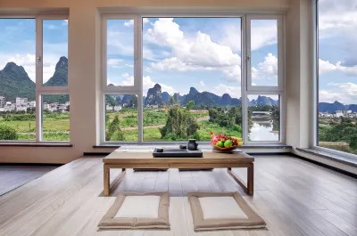 Yangshuo Water Riverview Villa (Yangshuo Impression Liu Sanjie Scenic Area)