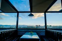 Jingsu Boutique Inn
