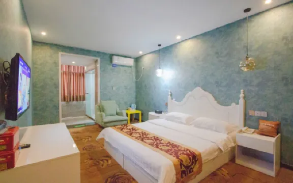 Jasmine Art Hotel (Xinxianghe Normal University Wanda Plaza)