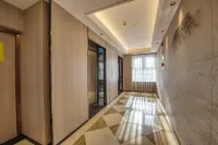 Manhattan City Hotel - موقف سيارات
