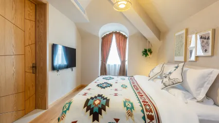 Qingdao Jinghai Manju Hotel
