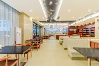 Xana Hotelle Hotel (Huangshan Scenic Area Transfer Center)