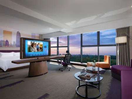 햄튼 바이 힐튼 지난 지양