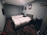 Jiaozuo Manwei Theme Hotel - Inns