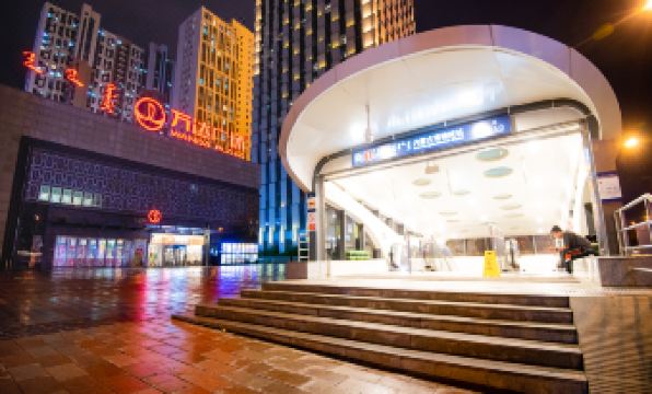 Lanjing Apartment Hotel