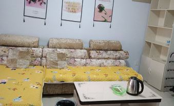 Yurui Light Luxury Homestay