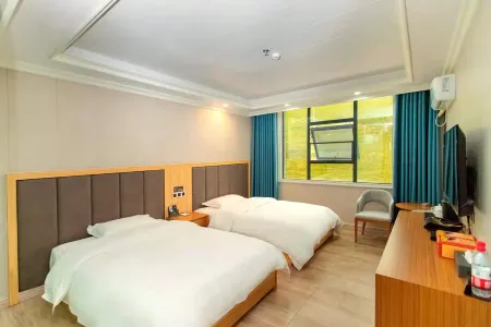 Yifeng Hotel Отели в г. Ченбу