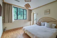 Zebao‘s Home Wabi-sabi The cherry falls  Hotel