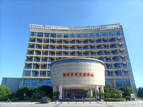 Qianhu Hotel