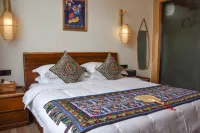 興義雲享樸墅客棧 興義住宿飯店