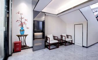 Wenxing Hotel (Guangzhou Baiyun Mountain Plum Garden Metro Station)